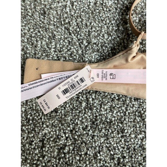 Victoria’s Secret Body by Victoria 3D Lightly Lined Full Coverage Bra – 32D - Picture 8 of 9